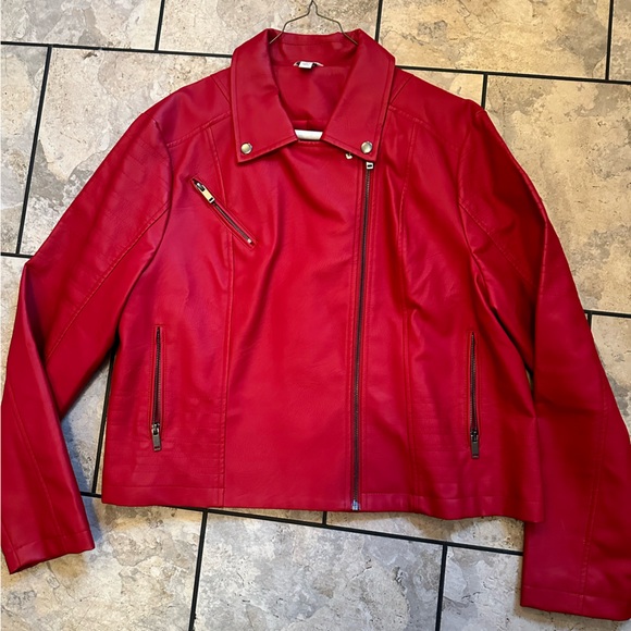 Red Jacket - Picture 2 of 5
